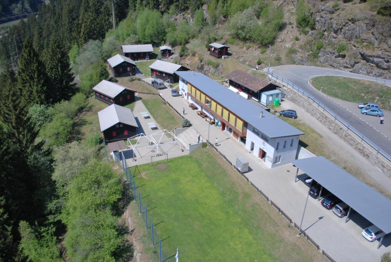 Touring Club Svizzero - Sezione Ticino Hostel Quinto Екстериор снимка
