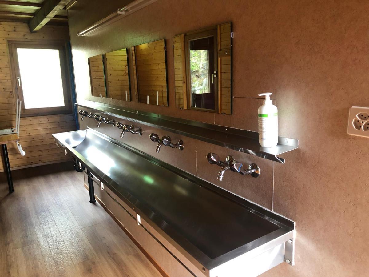 Touring Club Svizzero - Sezione Ticino Hostel Quinto Екстериор снимка